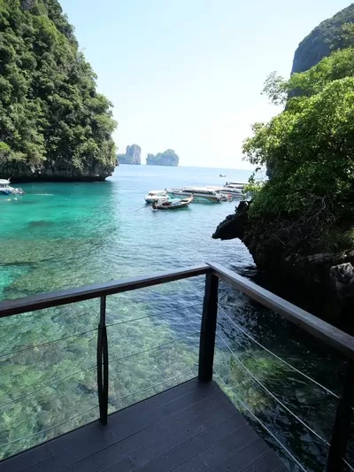 PHI PHI + MAYA BAY + KHAI ISLAND BY SPEEDBOAT  