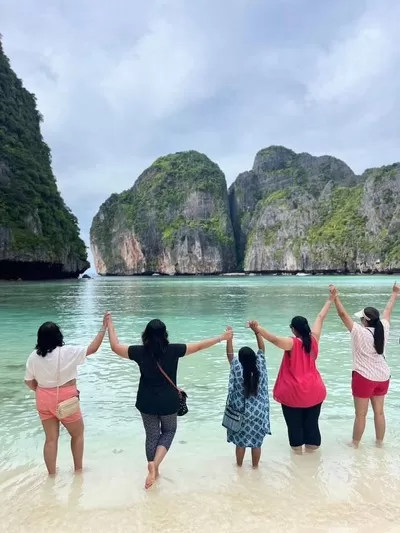 PHI PHI + MAYA BAY + KHAI ISLAND BY SPEEDBOAT  