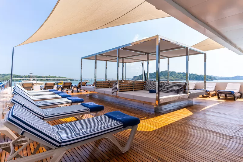 LUXURY CATAMARAN PHANG NGA BAY + JAMESBOND ISLAND